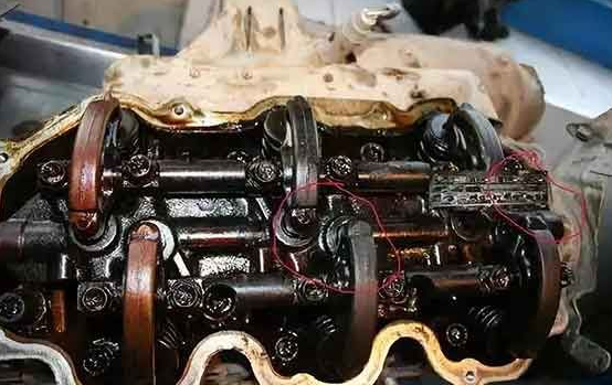 润滑油系统如何清洁?